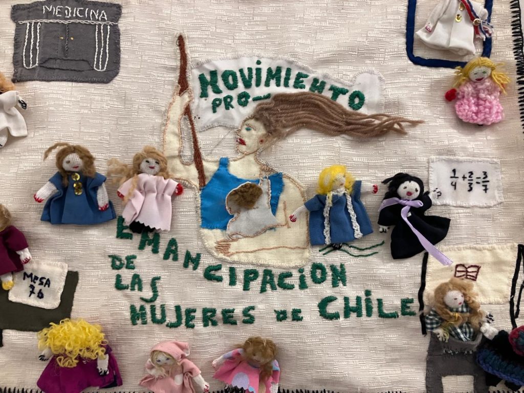 Taller de arpilleras: Puntadas de memoria y reflexión en torno a la violencia de género